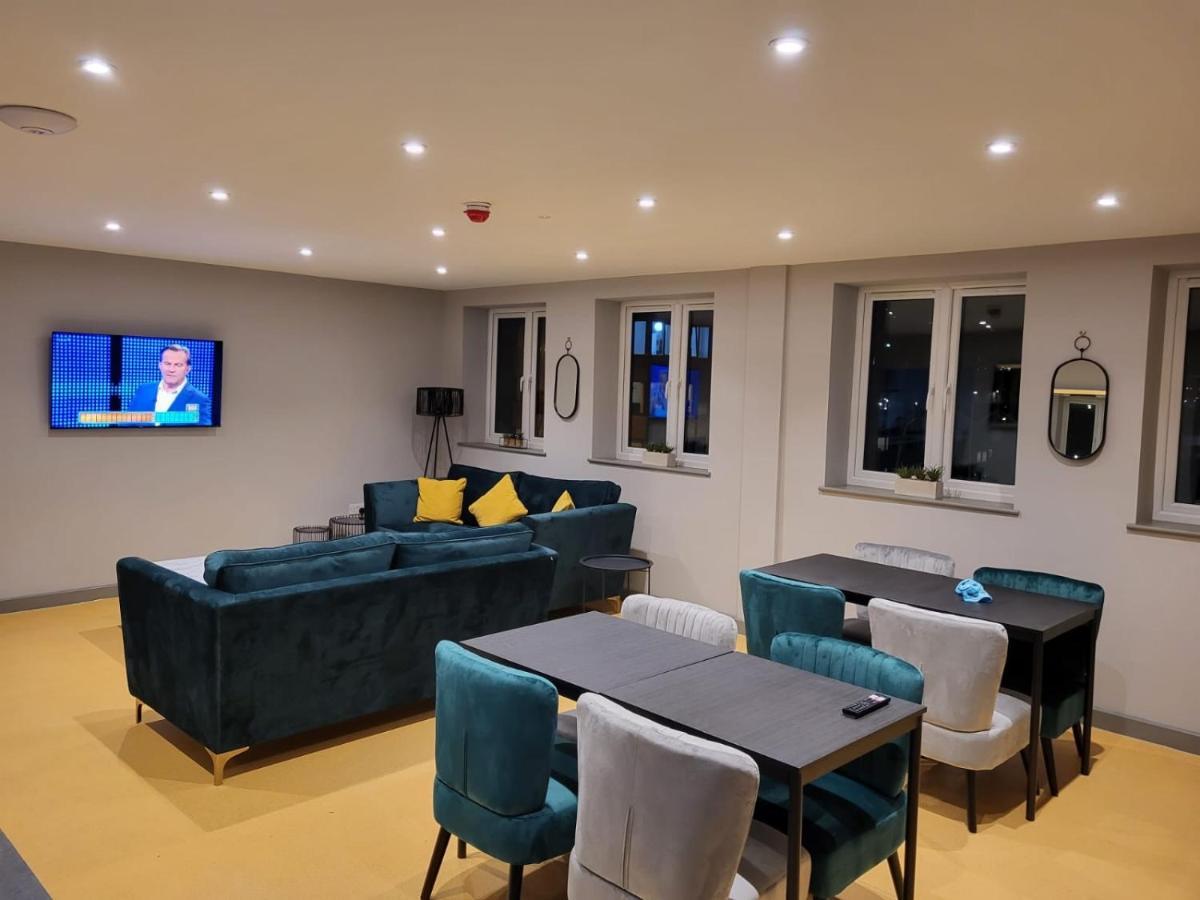 Phoenix Pods Liverpool
